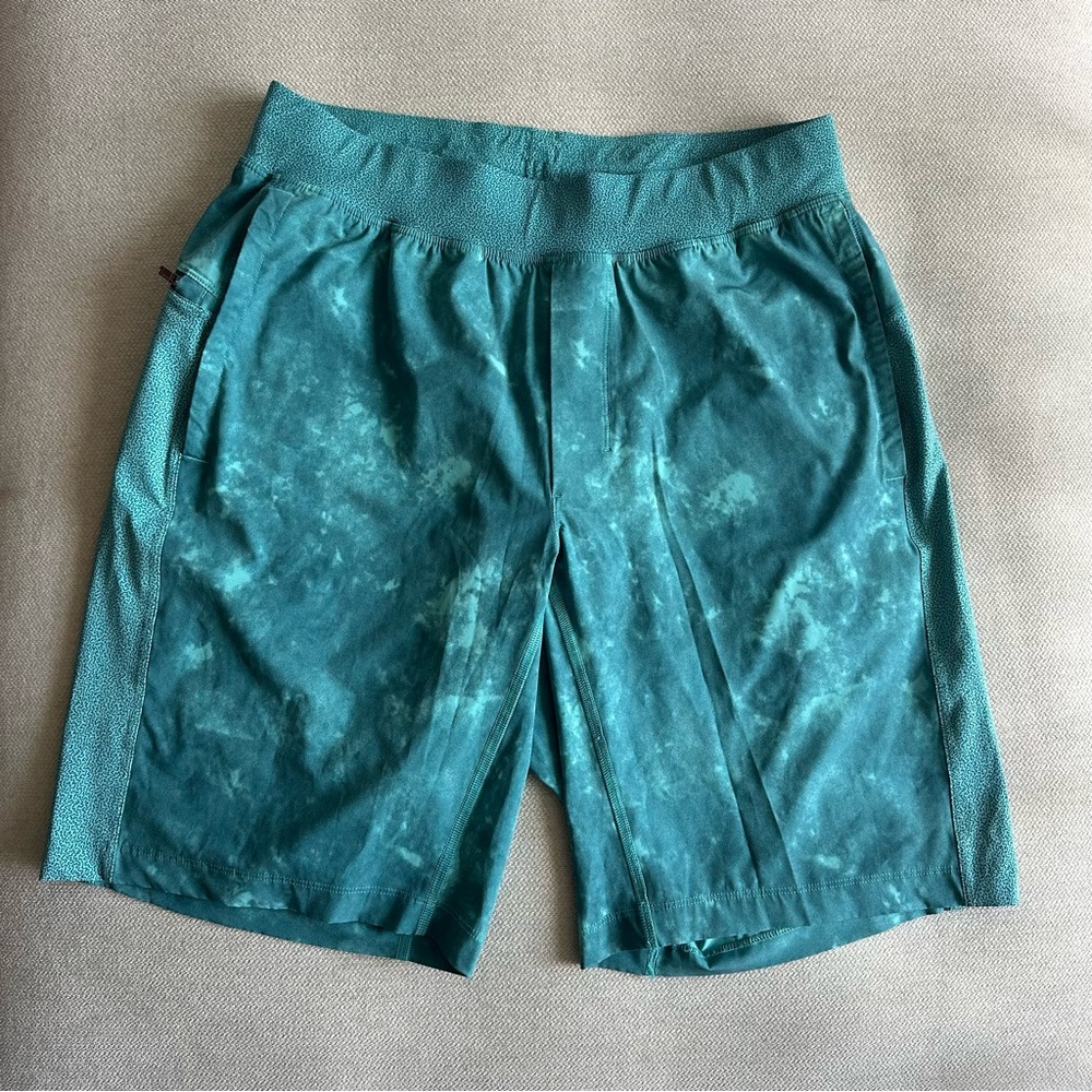 🌊MENS LULU SHORTS🌊